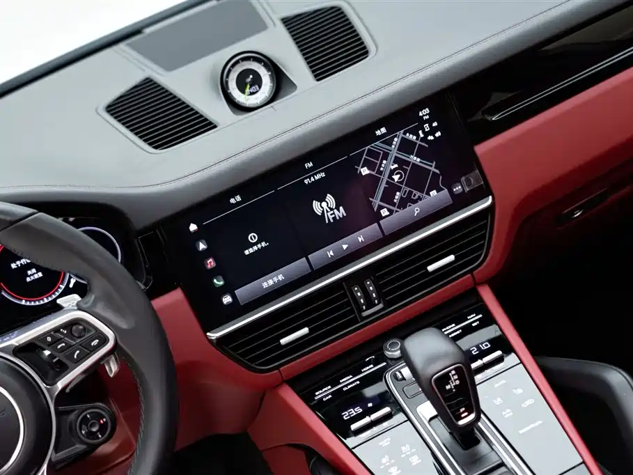 Cayenne New Energy 2021 Cayenne E-Hybrid 2.0T купить на сайте DeffCars