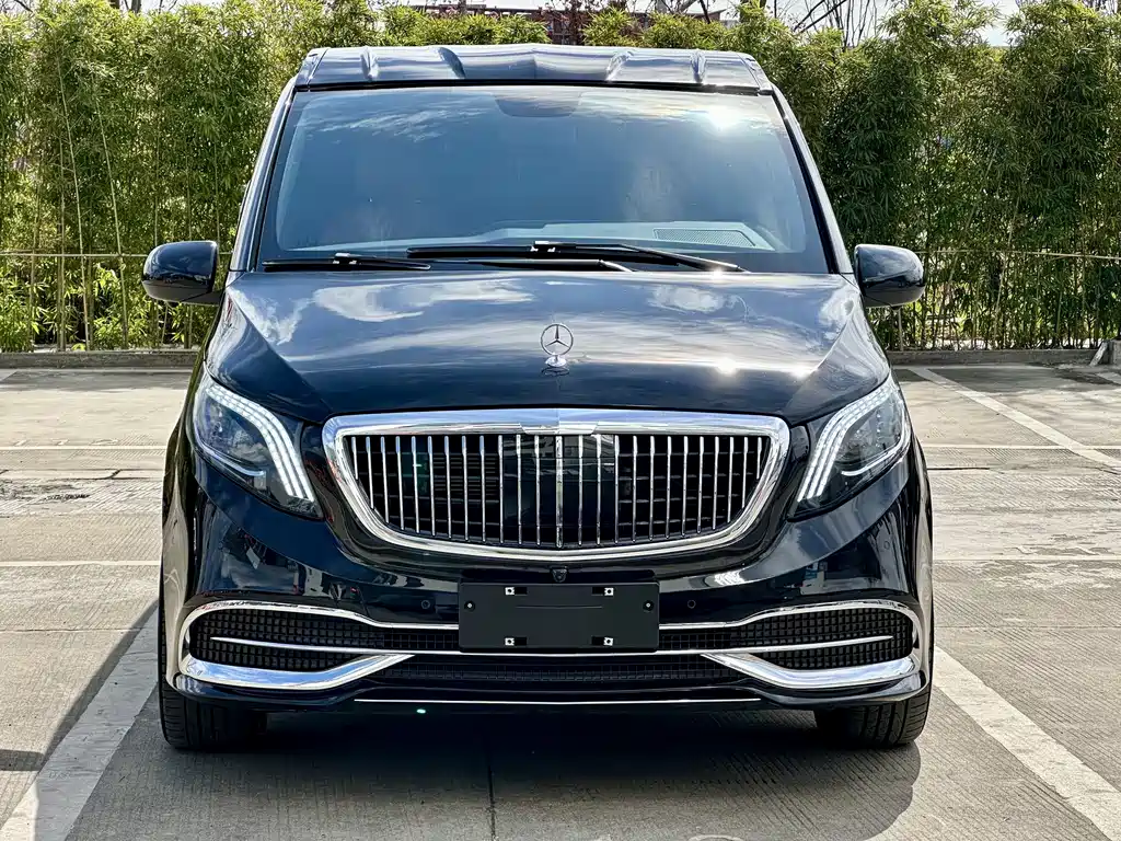 Vito 2023 2.0T Business Edition 7 seats купить на сайте DeffCars