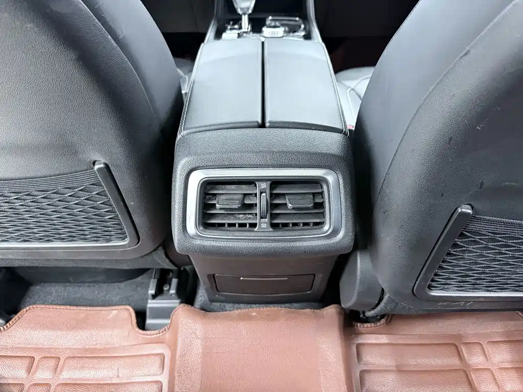 Beijing off-road BJ40 2019 2.3T automatic four-wheel drive ring tower championship version National VI купить на сайте DeffCars