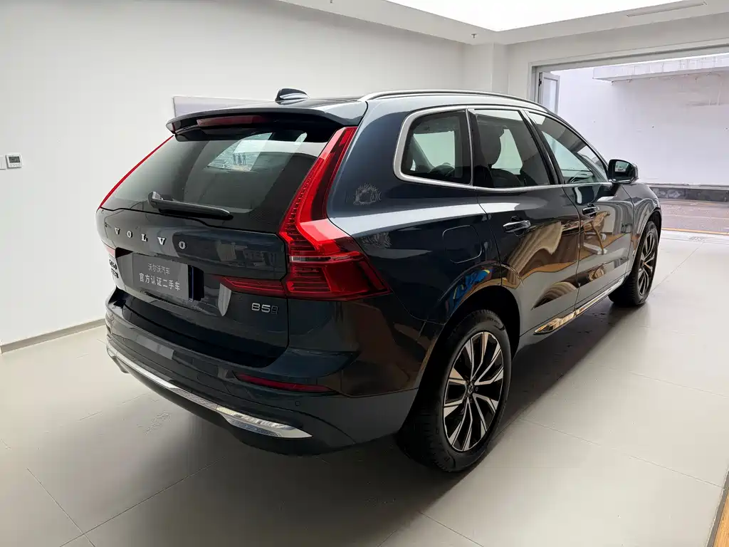 Volvo XC60 2025 B5 four-wheel drive Zhiyuan luxury version купить на сайте DeffCars