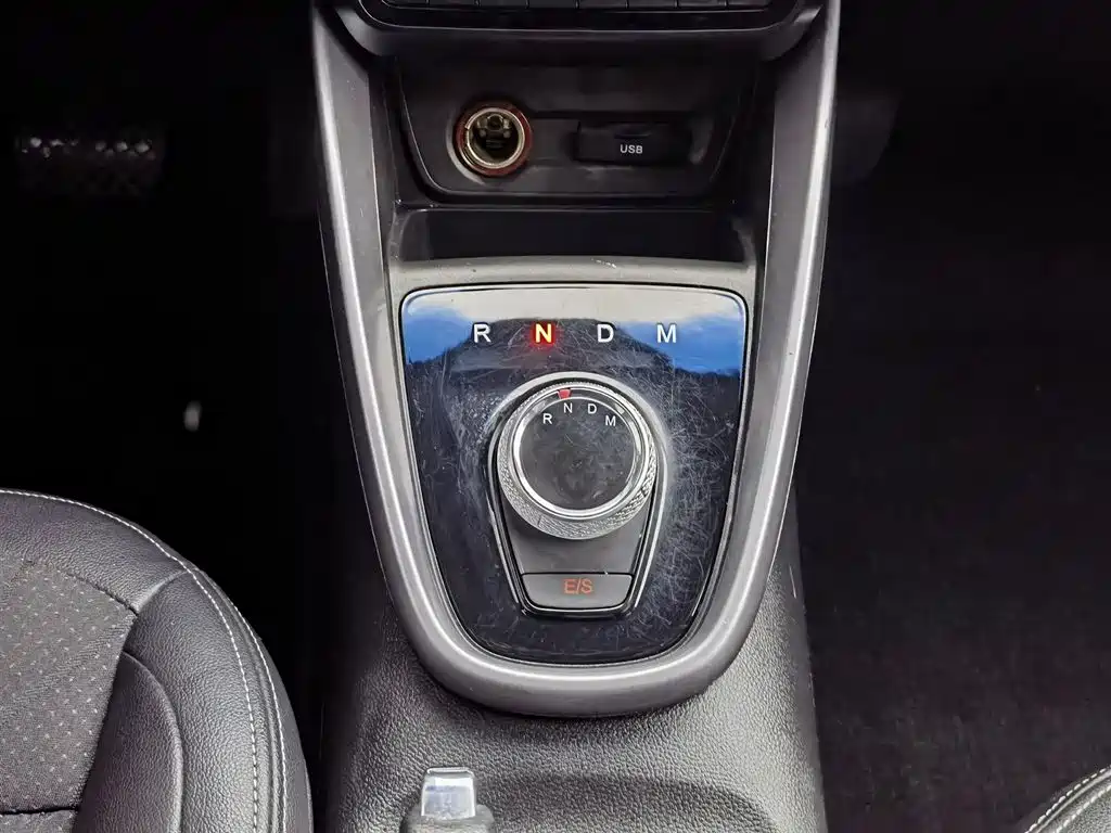 Baojun 510 2017 1.5L automatic fashion model купить на сайте DeffCars
