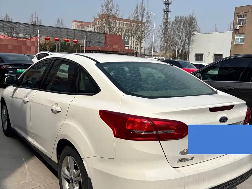 Focus 2017 Sedan 1.6L Automatic Comfort Smart Mobility Edition купить на сайте DeffCars