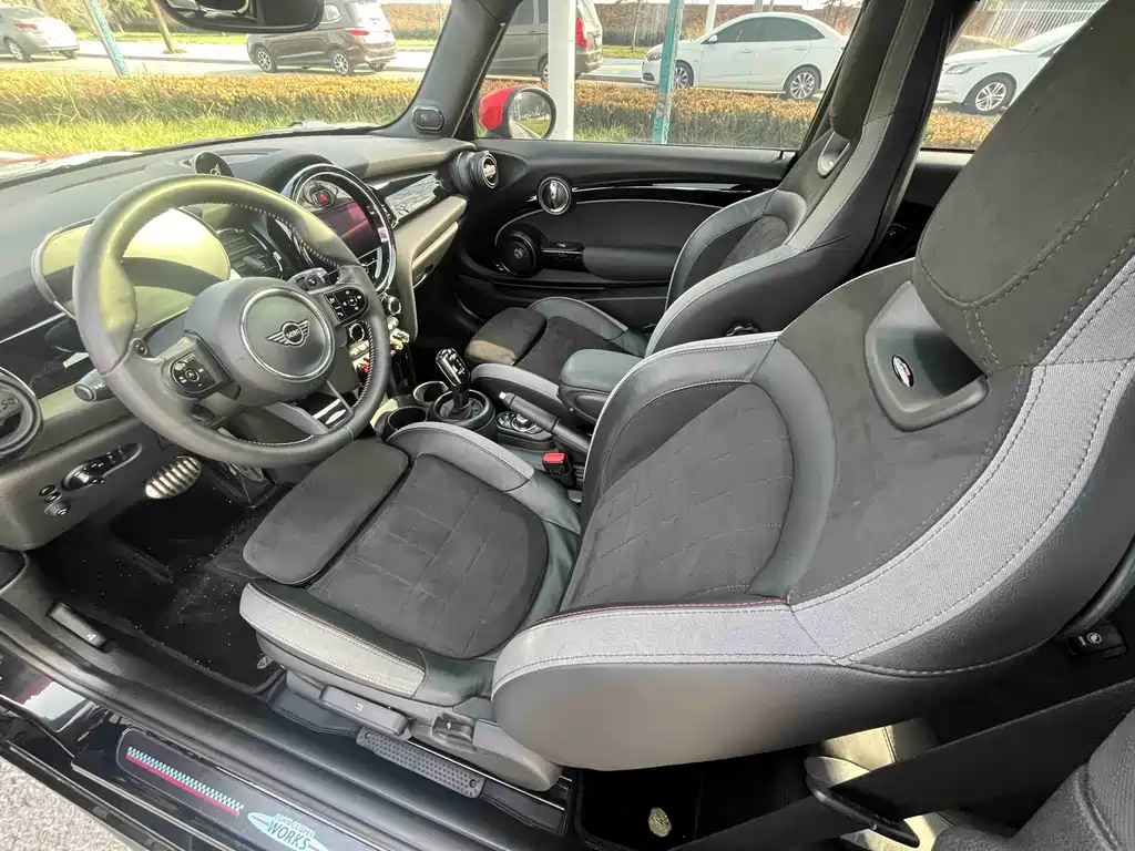 MINI 2022 2.0T COOPER S Artist купить на сайте DeffCars