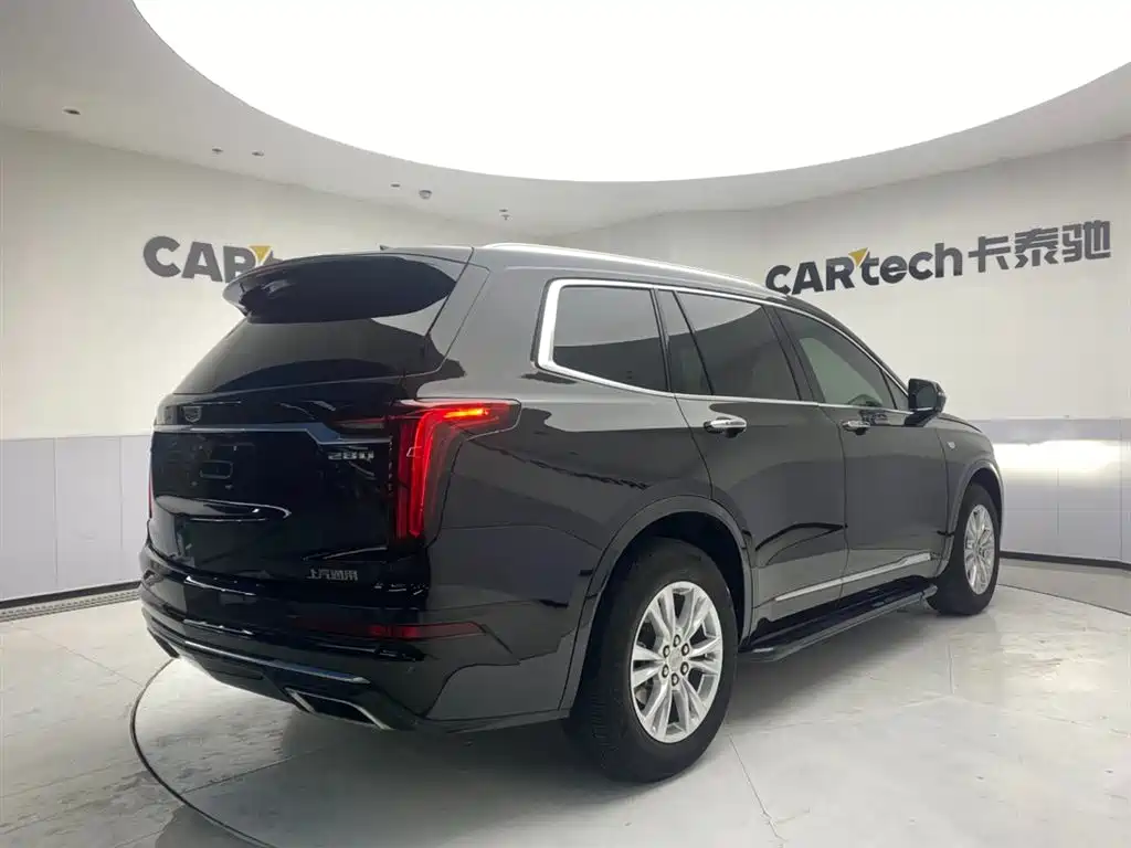 Cadillac XT6 2021 2.0T seven-seat two-wheel drive stylish model купить на сайте DeffCars