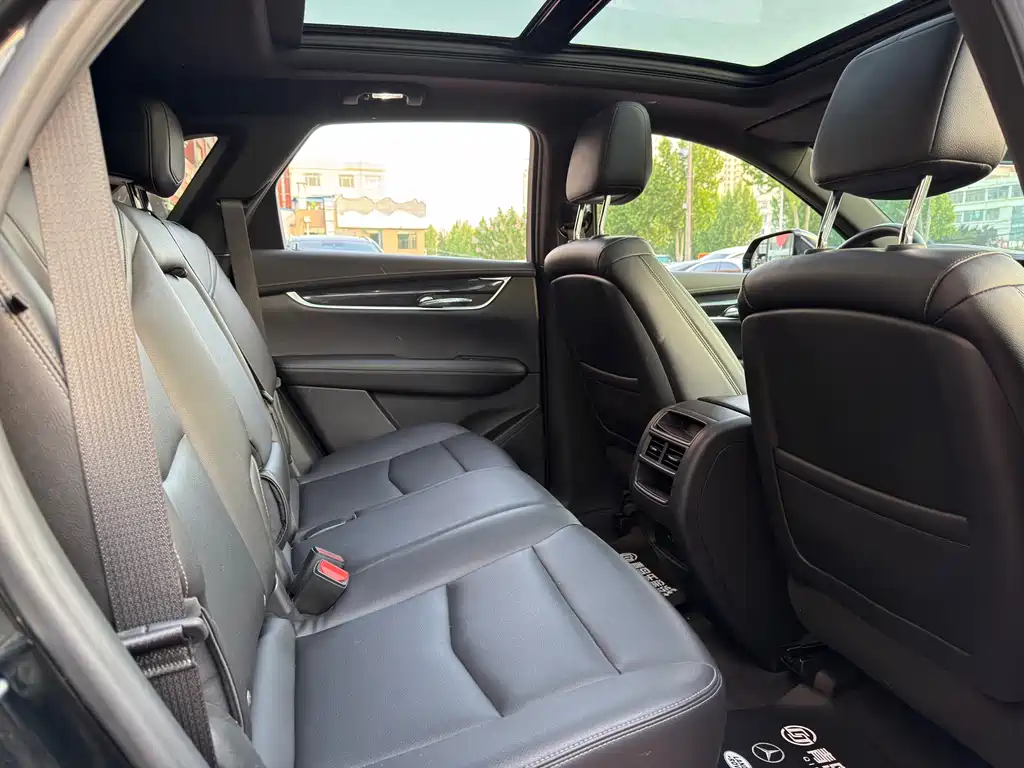 Cadillac XT5 2021 28T luxury model купить на сайте DeffCars
