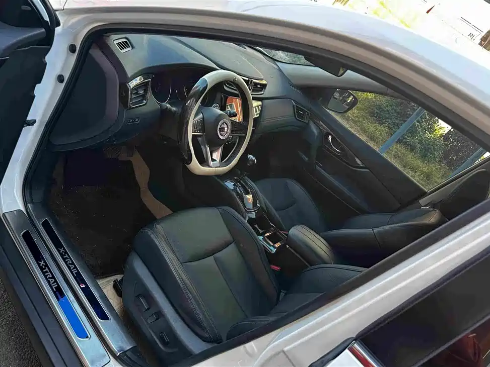 X-Trail 2022 facelift 2.0L 2WD Intelligent Link Premium Edition купить на сайте DeffCars