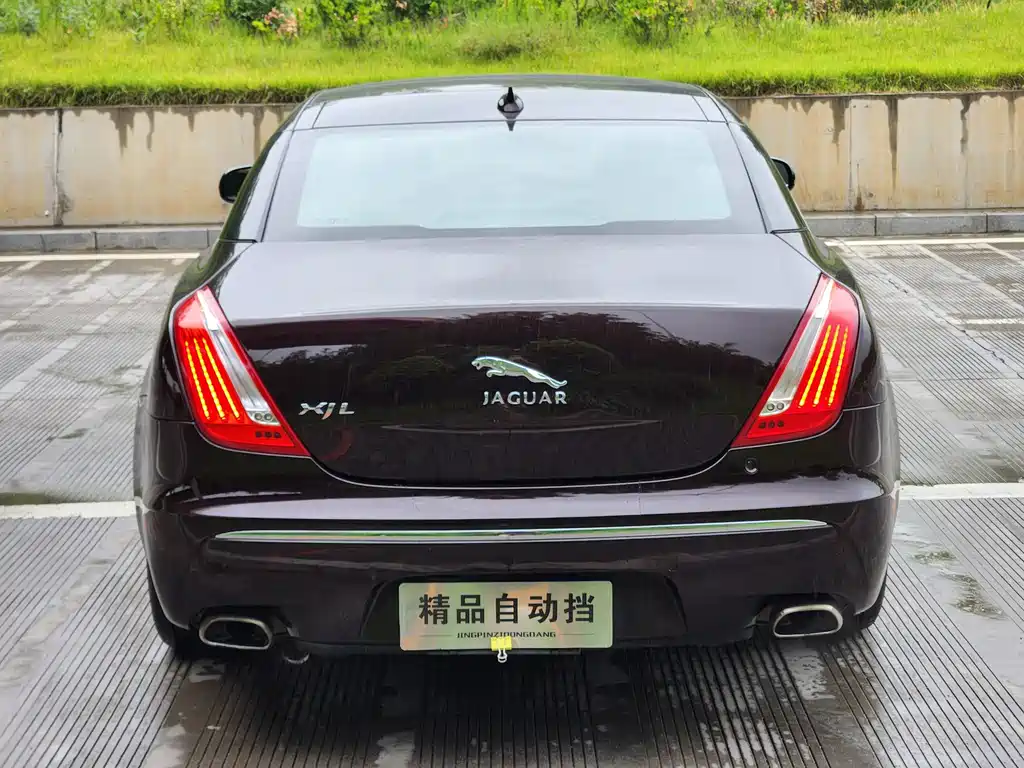 Jaguar XJ 2013 XJL 3.0 SC four-wheel drive flagship business version купить на сайте DeffCars