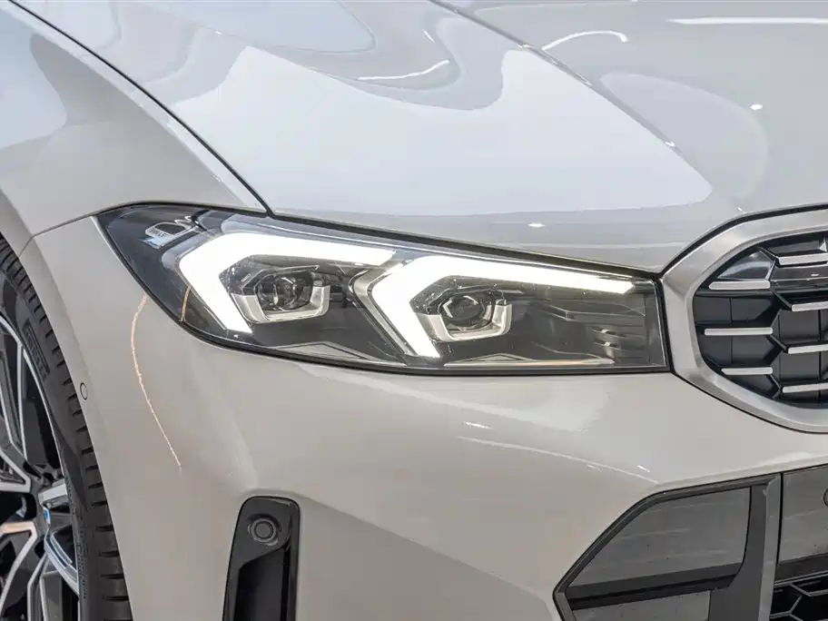 BMW 3 Series 2025 325i M Sports Package купить на сайте DeffCars