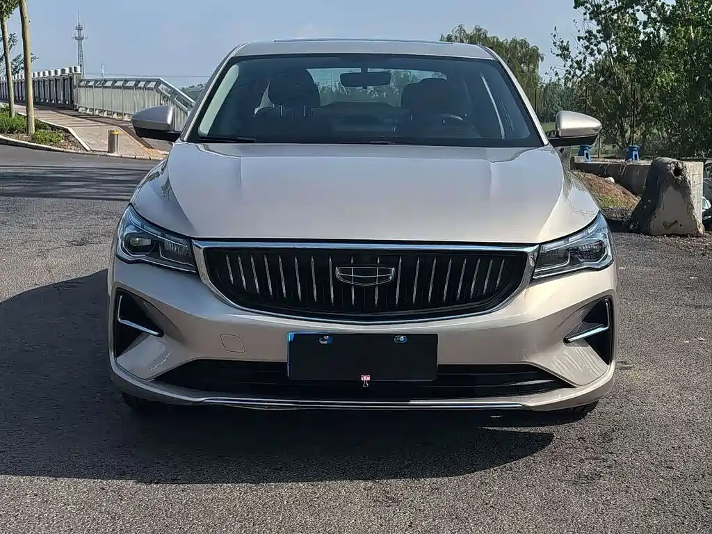 Emgrand 2022 4th generation 1.5L CVT flagship model купить на сайте DeffCars