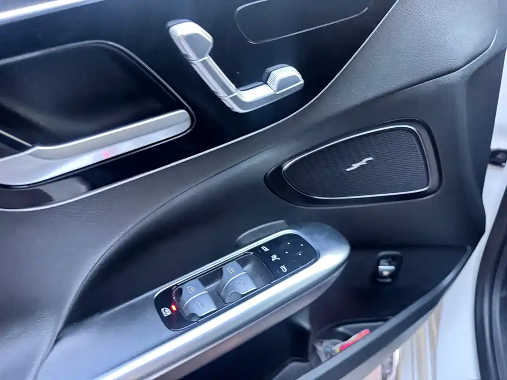 Mercedes-Benz C-Class 2024 C 260 L 4MATIC Sports Edition купить на сайте DeffCars