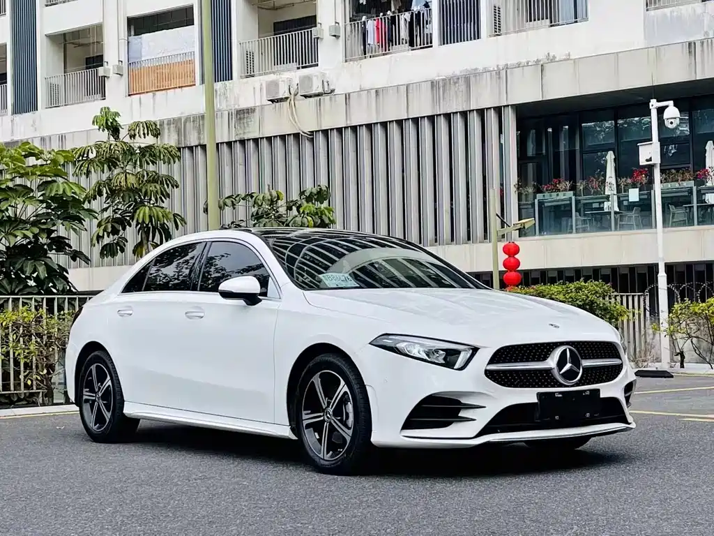 Mercedes-Benz A-Class 2023 A 200 L Fashion Model купить на сайте DeffCars