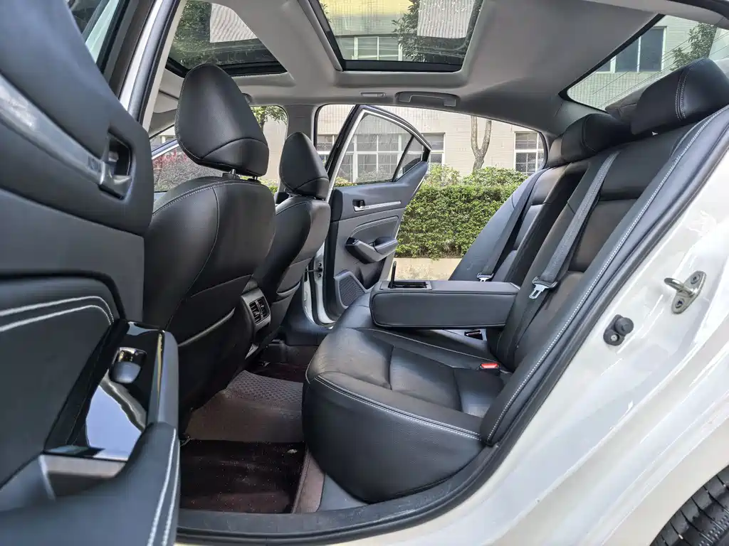 Teana 2022 2.0L XL-Upr Premium Edition купить на сайте DeffCars