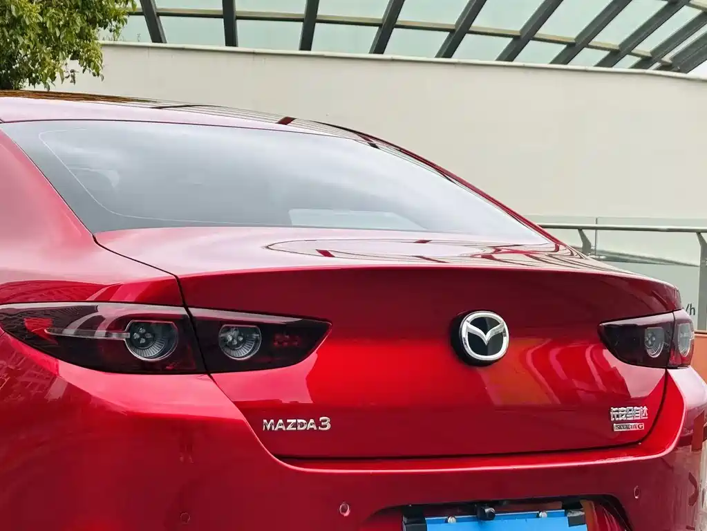 Mazda3 Angkesela 2020 2.0L Automatic Premium Edition купить на сайте DeffCars