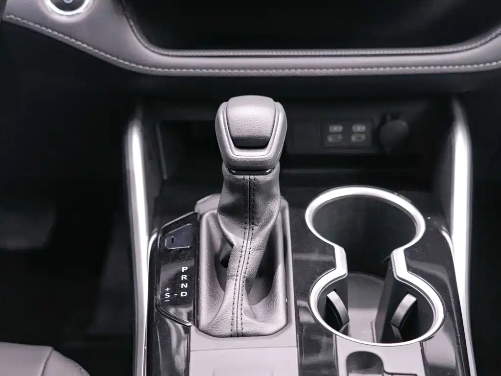 Highlander 2023 2.5L smart electric hybrid dual-engine four-wheel drive elite version 7 seats купить на сайте DeffCars