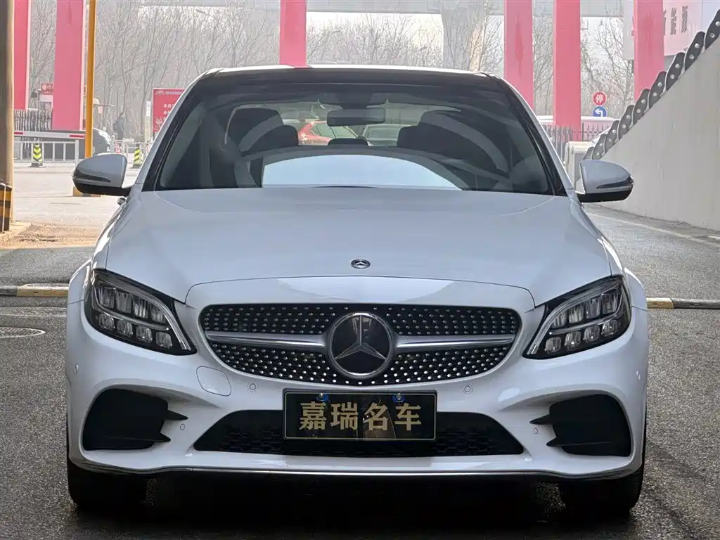 Mercedes-Benz C-Class 2020 C 260 L Sports Edition купить на сайте DeffCars