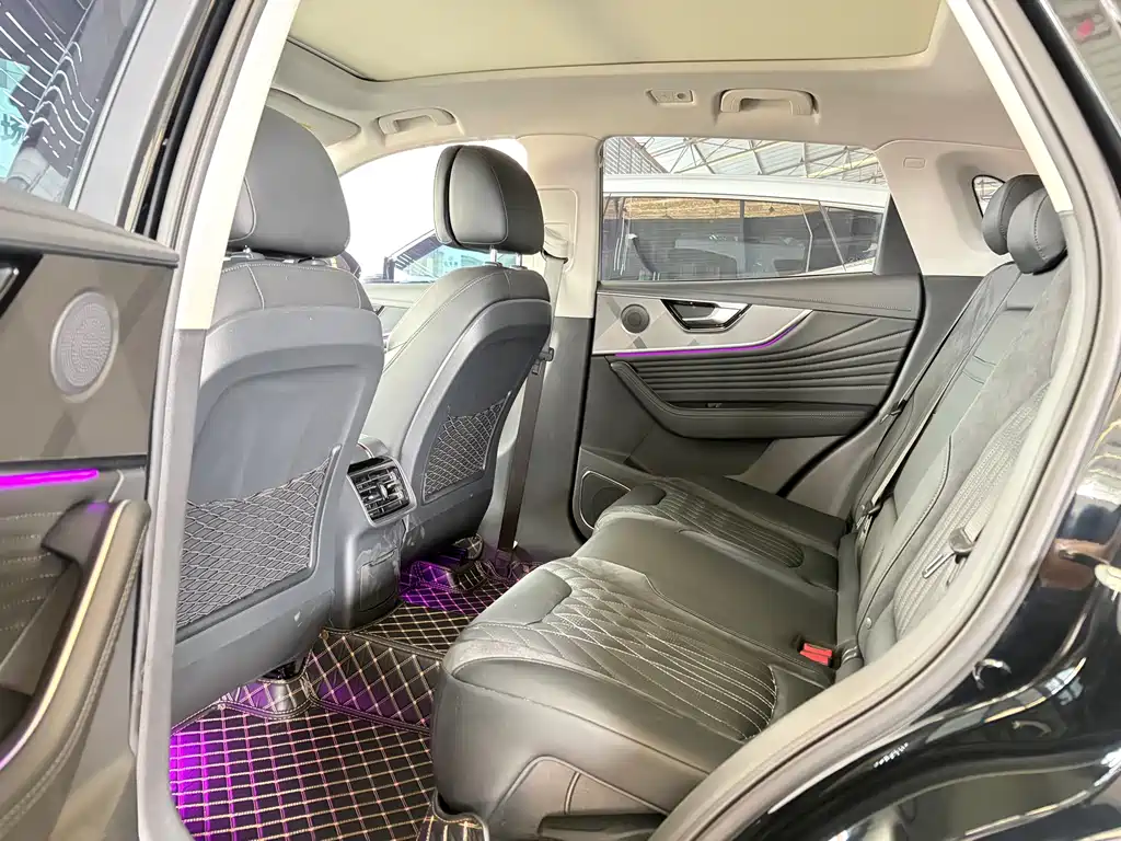 Hongqi HS5 2023 2.0T Qixiang Pro 500,000 Commemorative Edition купить на сайте DeffCars