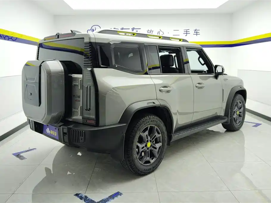Jietu Traveler 2023 2.0T four-wheel drive crossover PRO+ купить на сайте DeffCars