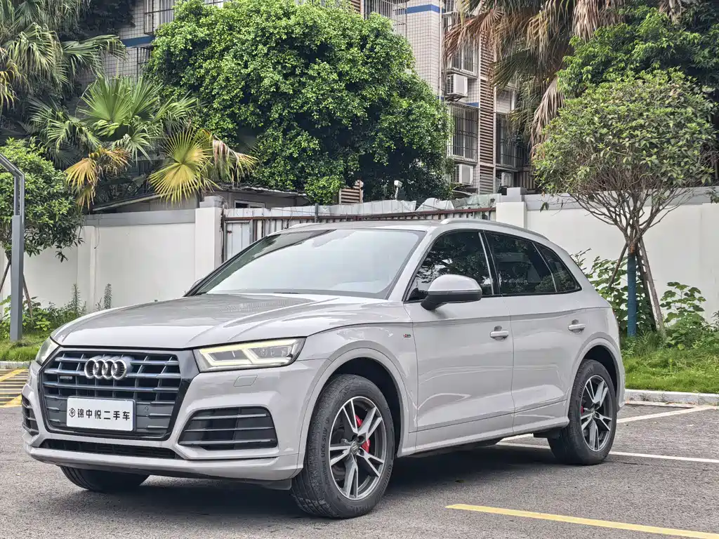 Audi Q5L 2018 40 TFSI Fashion Country V купить на сайте DeffCars