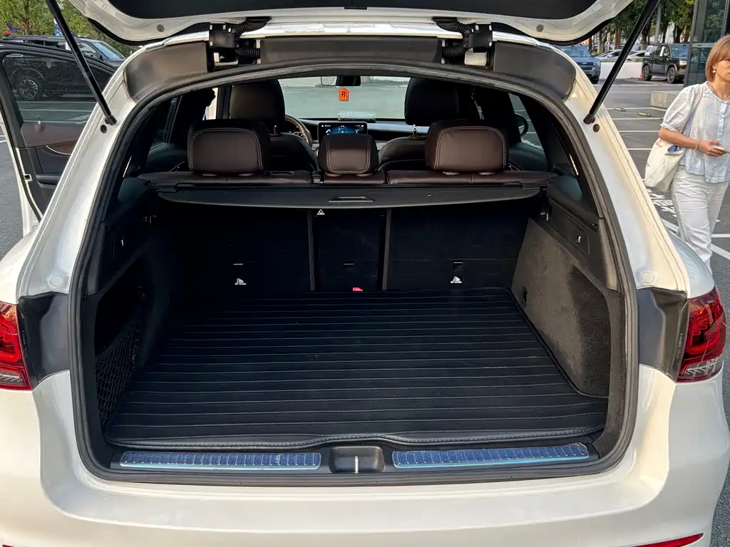 Mercedes-Benz GLC 2020 facelift GLC 260 L 4MATIC luxury model купить на сайте DeffCars