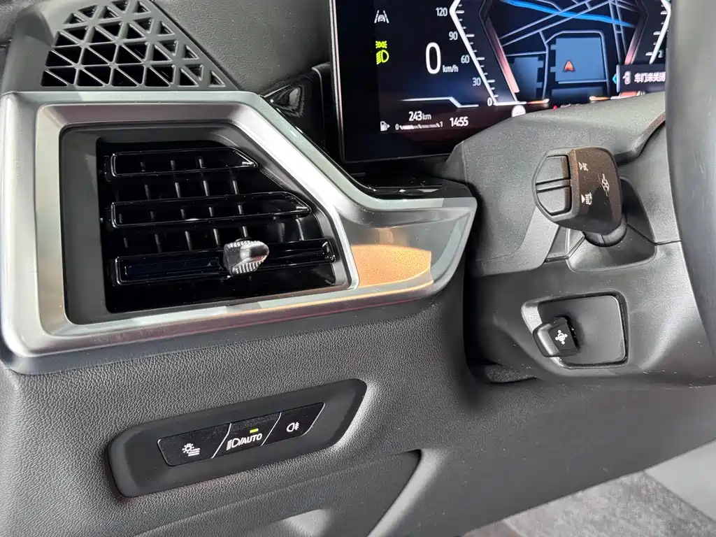 BMW X6 2023 xDrive40i M Sports Package купить на сайте DeffCars