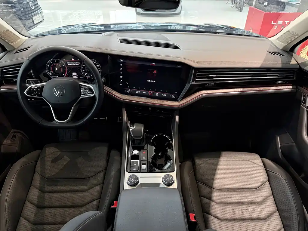 Touareg 2022 3.0TSI Ruixiang Edition Obsidian Sports Package купить на сайте DeffCars