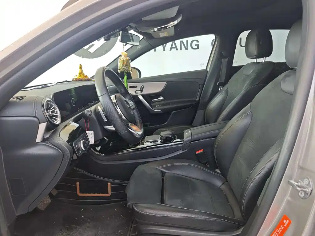 Mercedes-Benz A-Class 2020 A 220 L 4MATIC Sports Sedan купить на сайте DeffCars