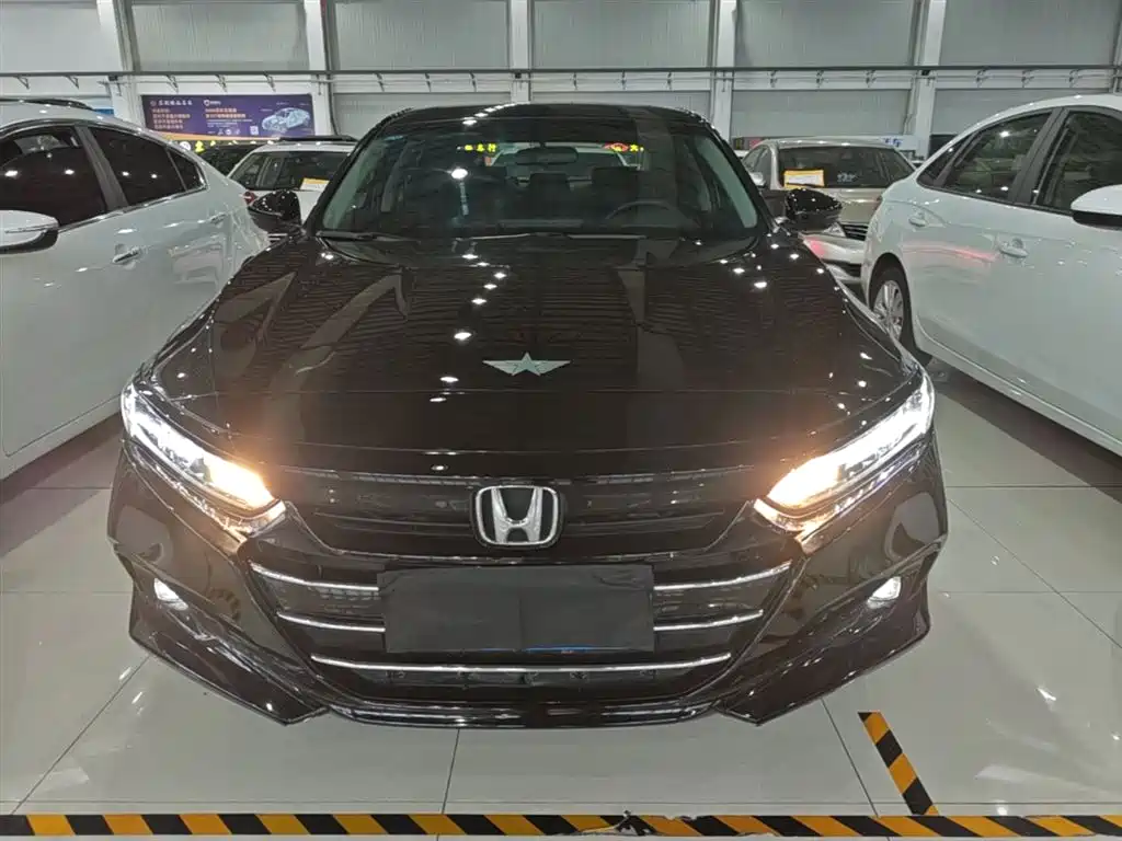 Accord 2022 260TURBO Deluxe Edition купить на сайте DeffCars