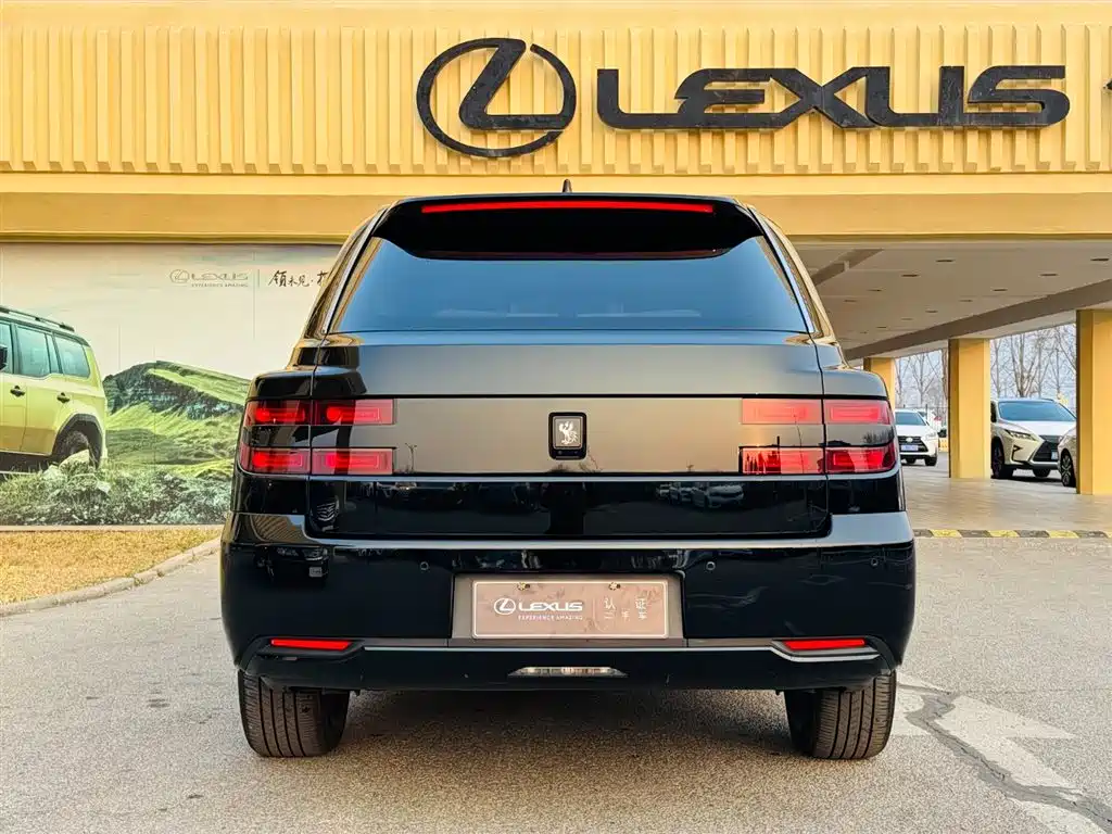 Shiji 2024 3.5L PHEV Basic Edition купить на сайте DeffCars