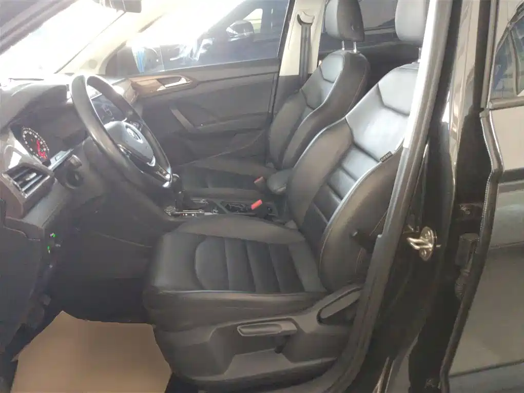 Tuyue 2021 280TSI two-wheel drive comfort version купить на сайте DeffCars