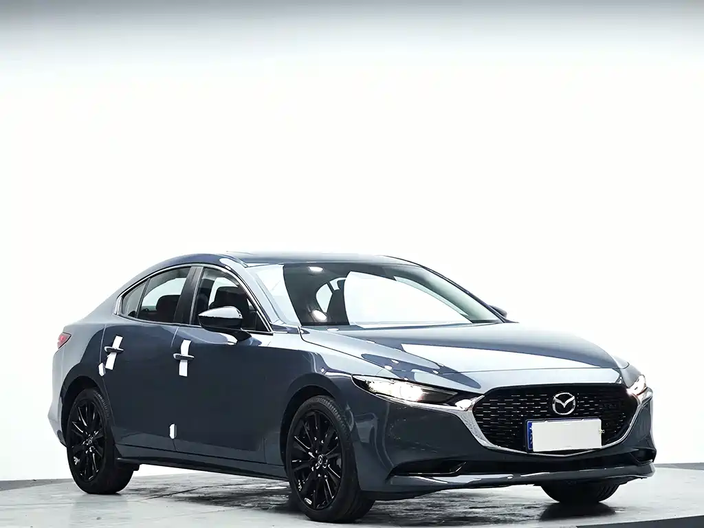 Mazda Axela 2022 2.0L Automatic Shine Obsidian Edition купить на сайте DeffCars