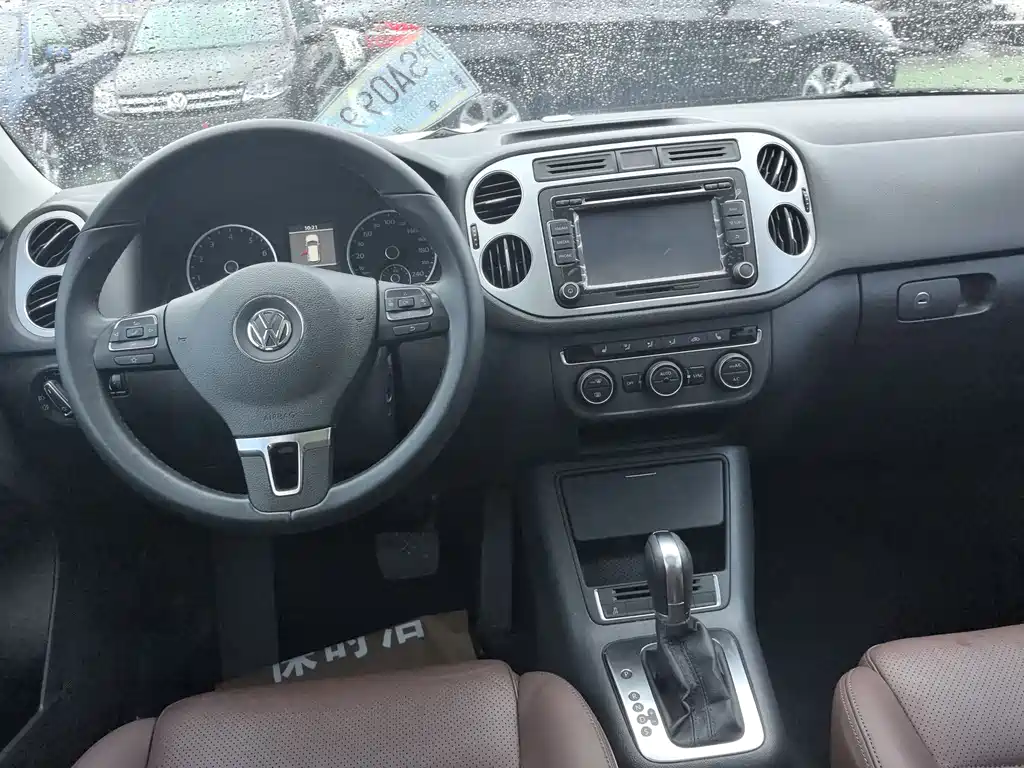 Tiguan 2013 1.8TSI automatic two-wheel drive luxury model купить на сайте DeffCars