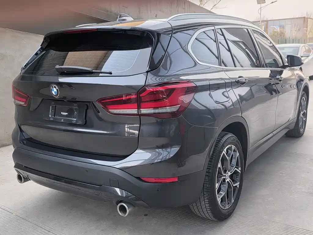BMW X1 2021 sDrive25Li Leading Model купить на сайте DeffCars