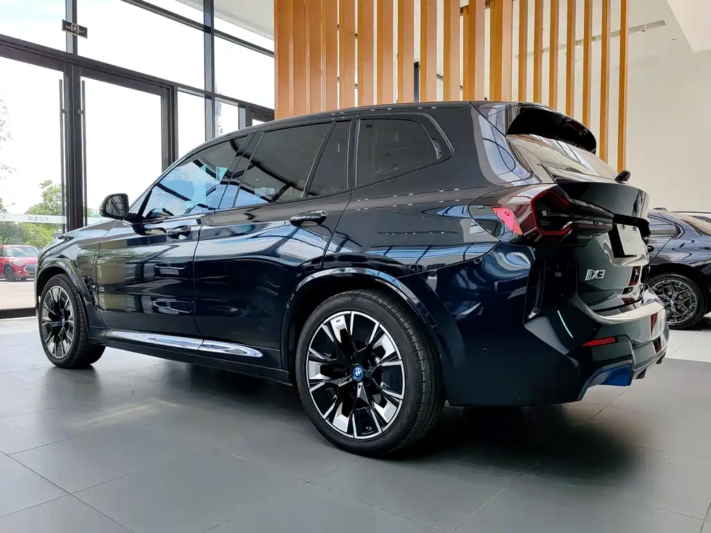 BMW iX3 2022 leading model купить на сайте DeffCars