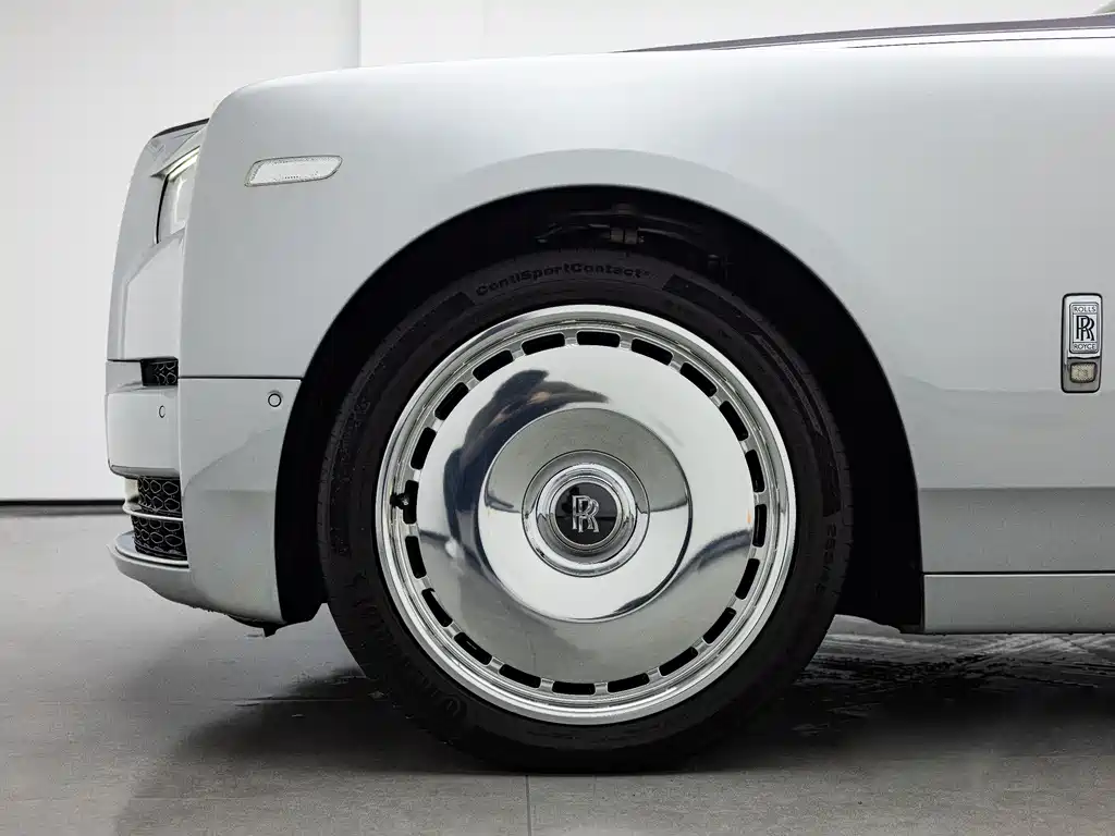 Phantom 2018 6.7T long wheelbase version купить на сайте DeffCars