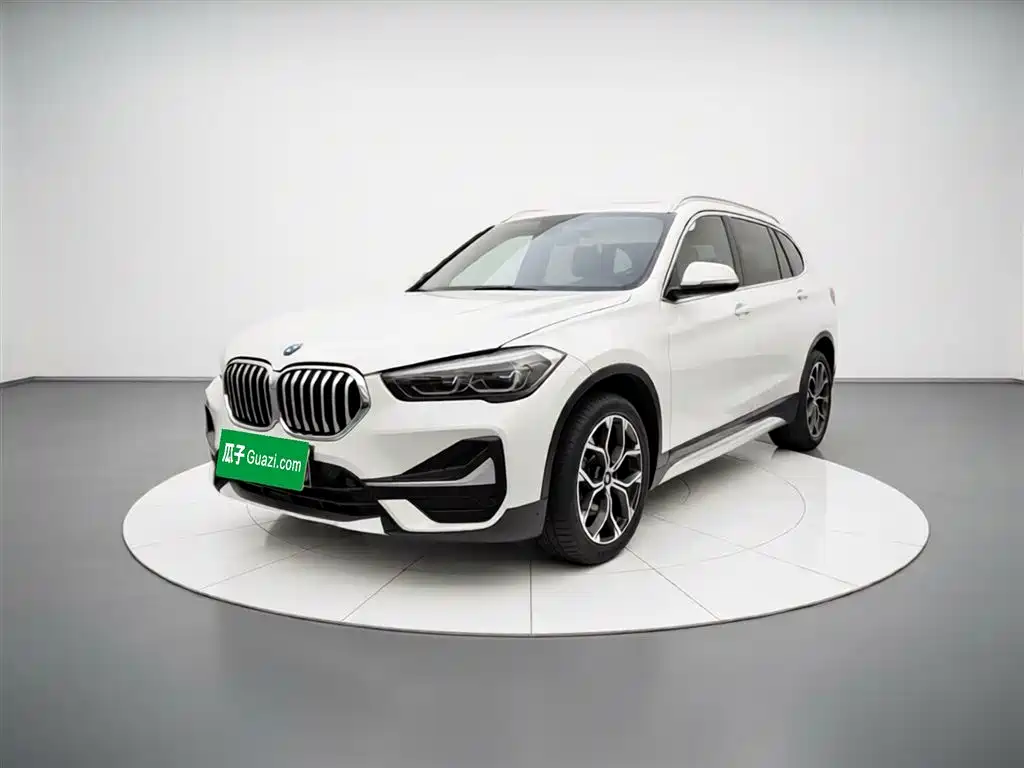 BMW X1 2021 facelift sDrive20Li exclusive model купить на сайте DeffCars