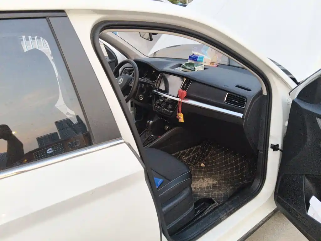 Komic 2023 facelift 1.5L automatic comfort version купить на сайте DeffCars
