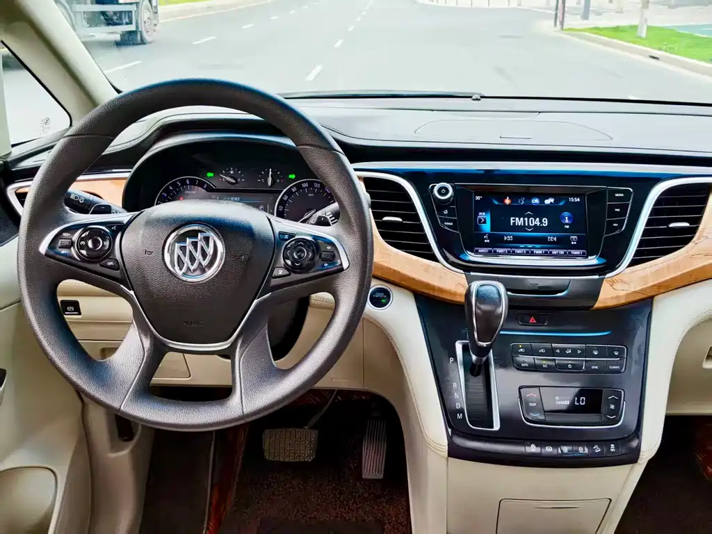 Buick GL8 2018 ES 28T Comfort Type National VI купить на сайте DeffCars
