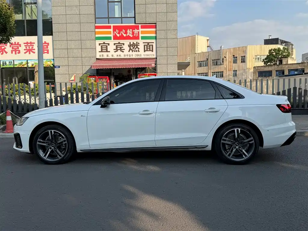 Audi A4L 2022 40 TFSI luxury and dynamic model купить на сайте DeffCars