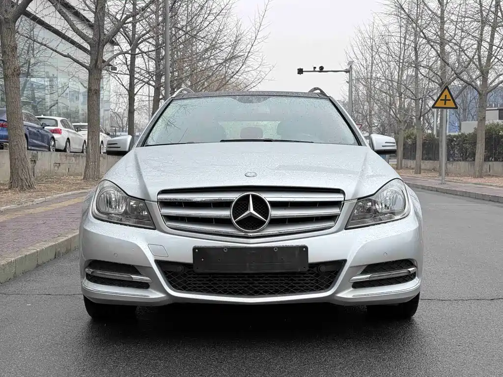 Mercedes-Benz C-Class (Imported) 2011 C 200 Fashion Travel Edition купить на сайте DeffCars