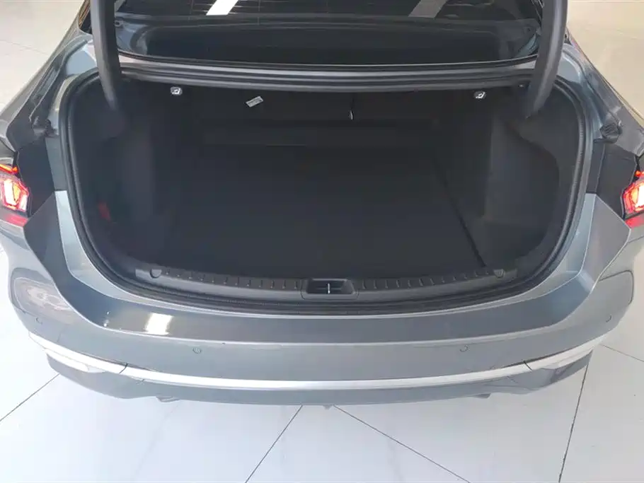 Mondeo 2022 facelift EcoBoost 245 luxury model купить на сайте DeffCars