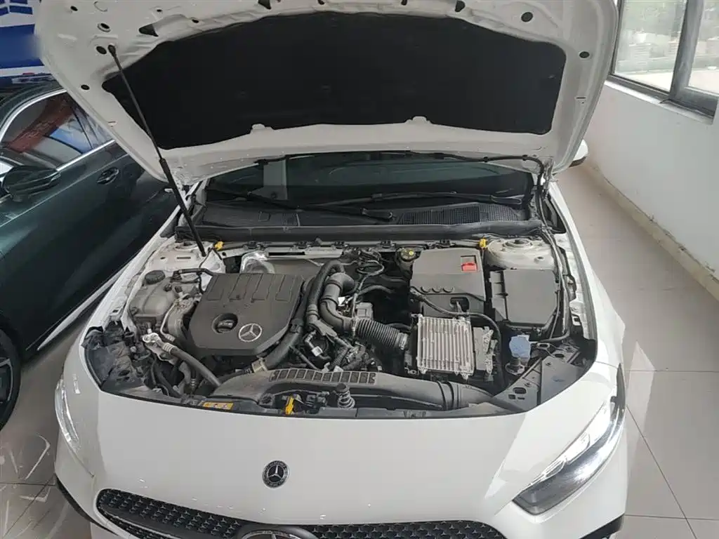 Mercedes-Benz A-Class 2024 facelift A 200 L fashionable model купить на сайте DeffCars