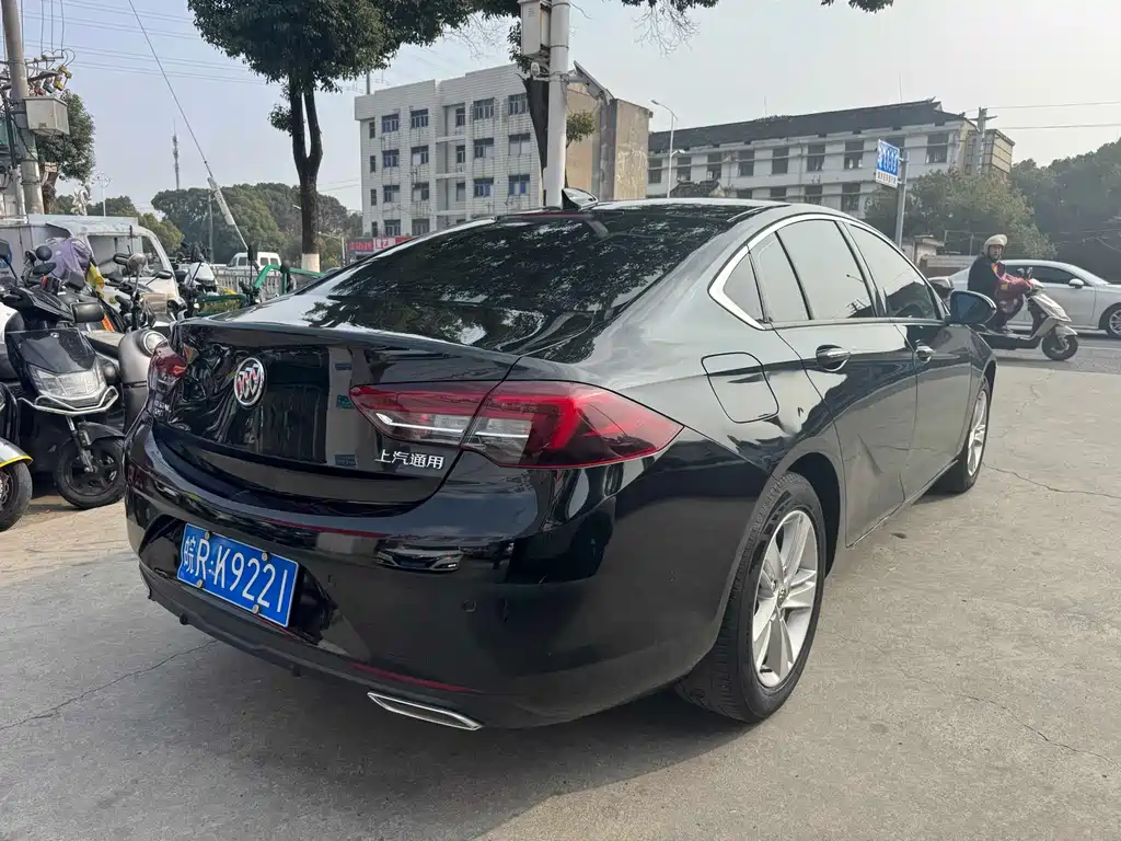 Regal 2019 20T Elite National V купить на сайте DeffCars