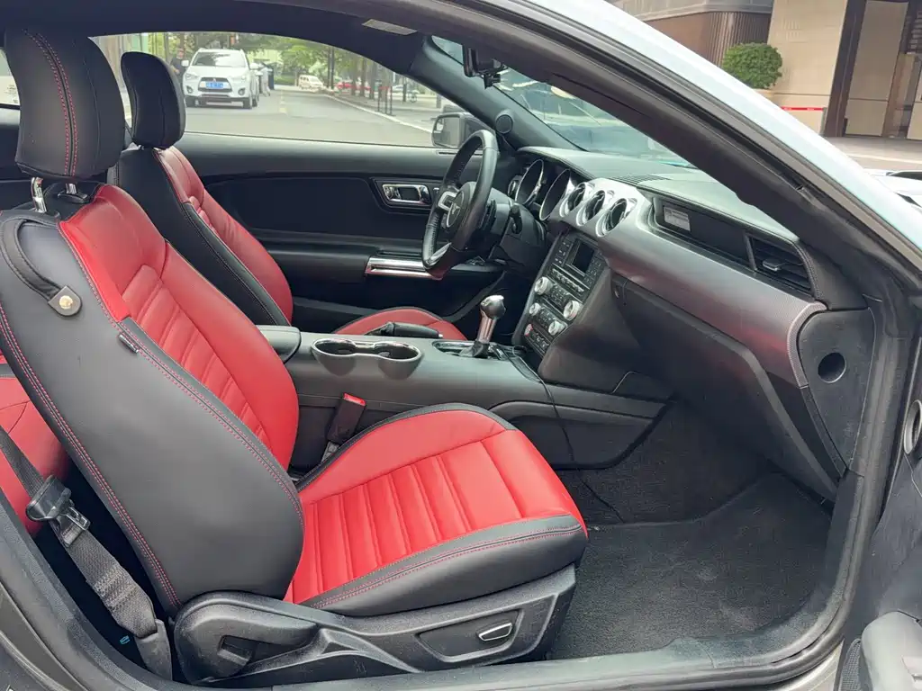 Mustang 2016 2.3T Performance Edition купить на сайте DeffCars