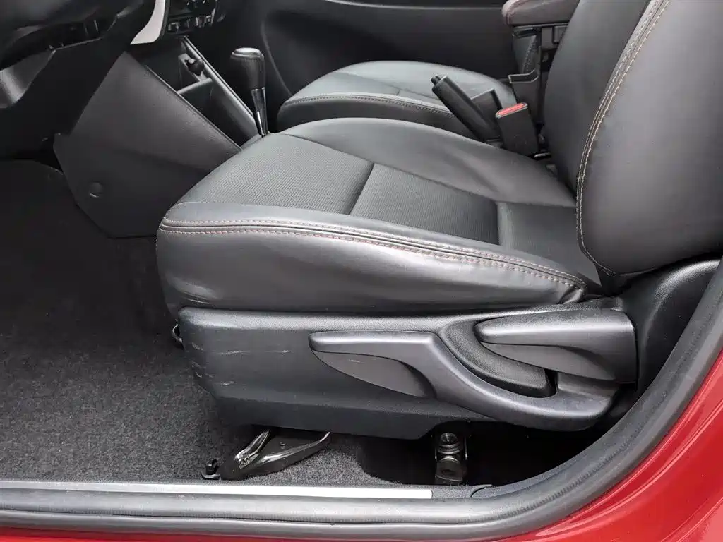 YARiS L Zhixuan 2020 1.5L CVT leading version купить на сайте DeffCars