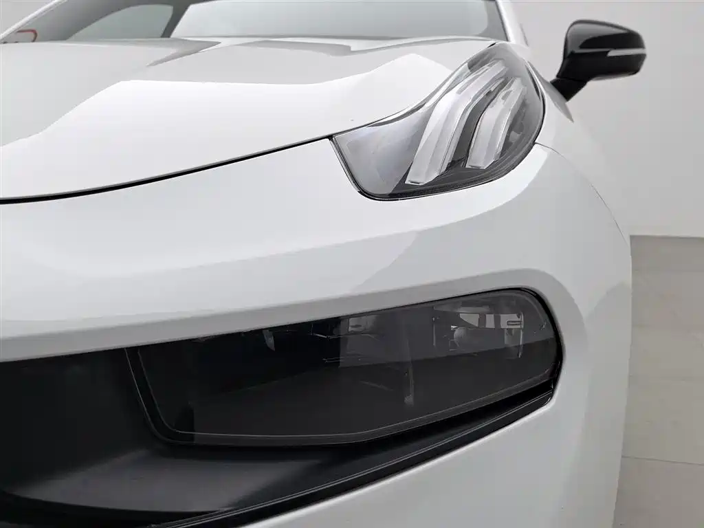 Lynk & Co 03 2022 2.0TD DCT Pro купить на сайте DeffCars