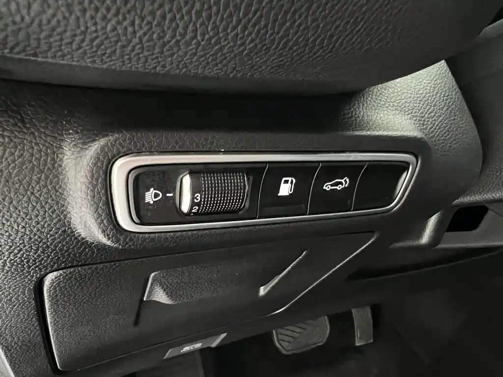 Trumpchi GS8 2024 Pilot Series 2.0TGDI 2WD Luxury Connected Edition 7 Seats купить на сайте DeffCars
