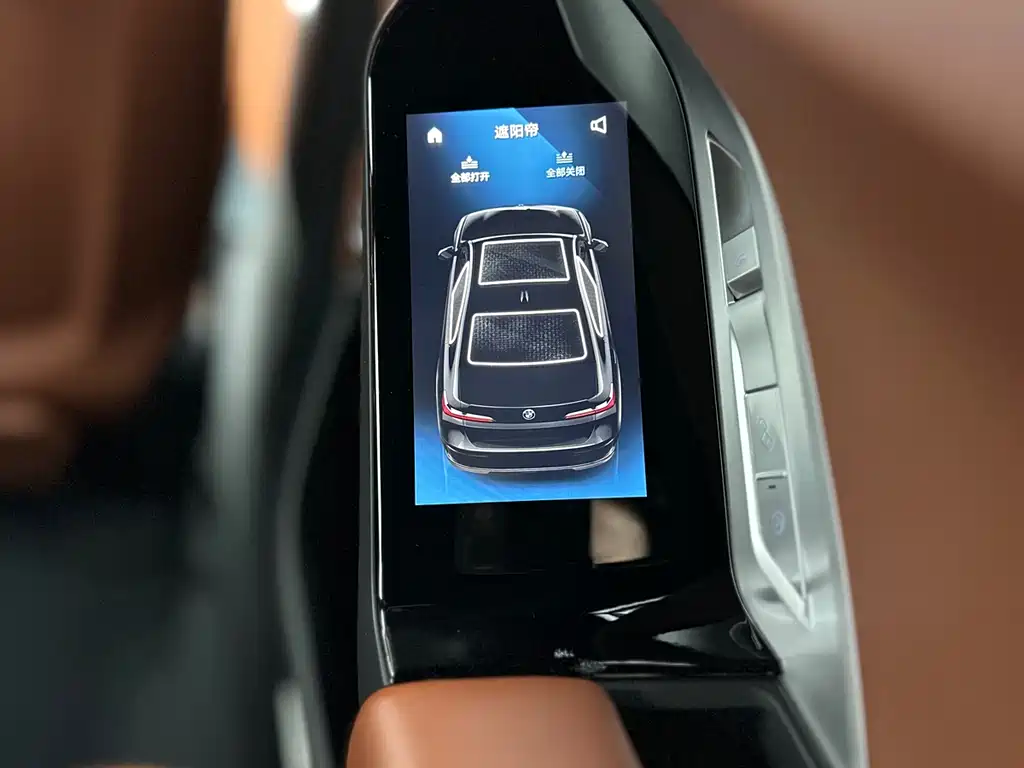 BMW 7 Series 2023 facelift 740Li exclusive M sports package купить на сайте DeffCars