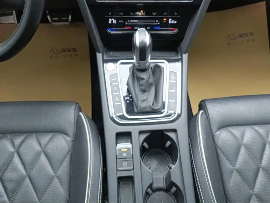 Magotan GTE plug-in hybrid 2020 GTE premium model купить на сайте DeffCars