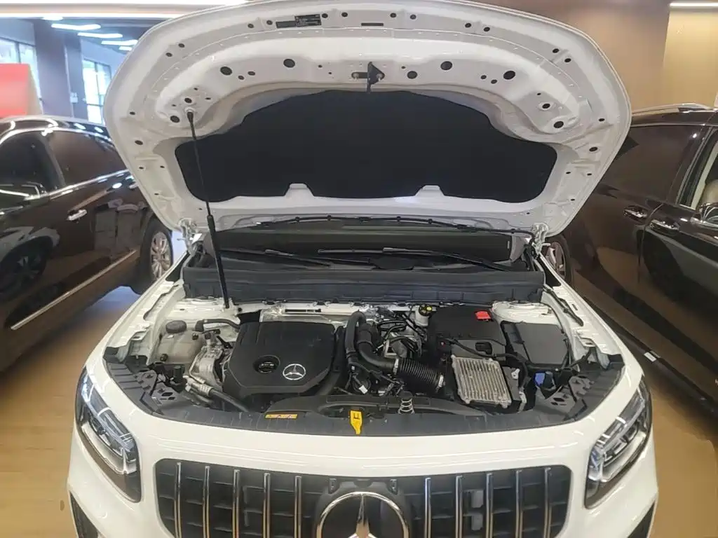 Mercedes-Benz GLB 2024 GLB 200 Dynamic купить на сайте DeffCars