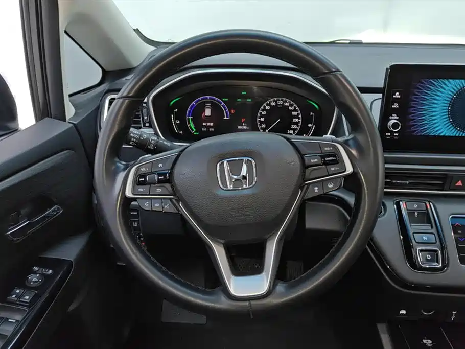 Alison 2022 2.0L e:HEV Luxury First Edition купить на сайте DeffCars